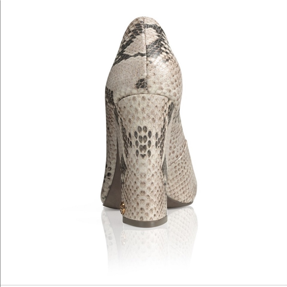 Tory Burch Python Print Mirabel Pump Size 5 - image 2